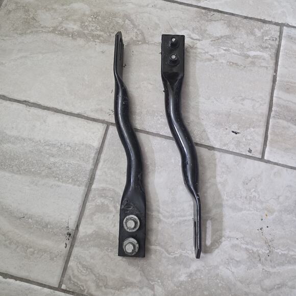 Front Left Right Bumper Bracket for Chevy Silverado 2500/3500HD 15-19 GMC Sierra - Picture 11 of 16